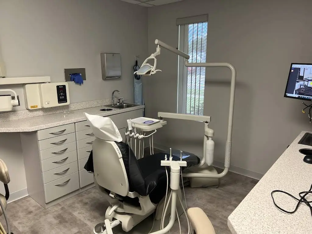 E & N Greater Mack Dental