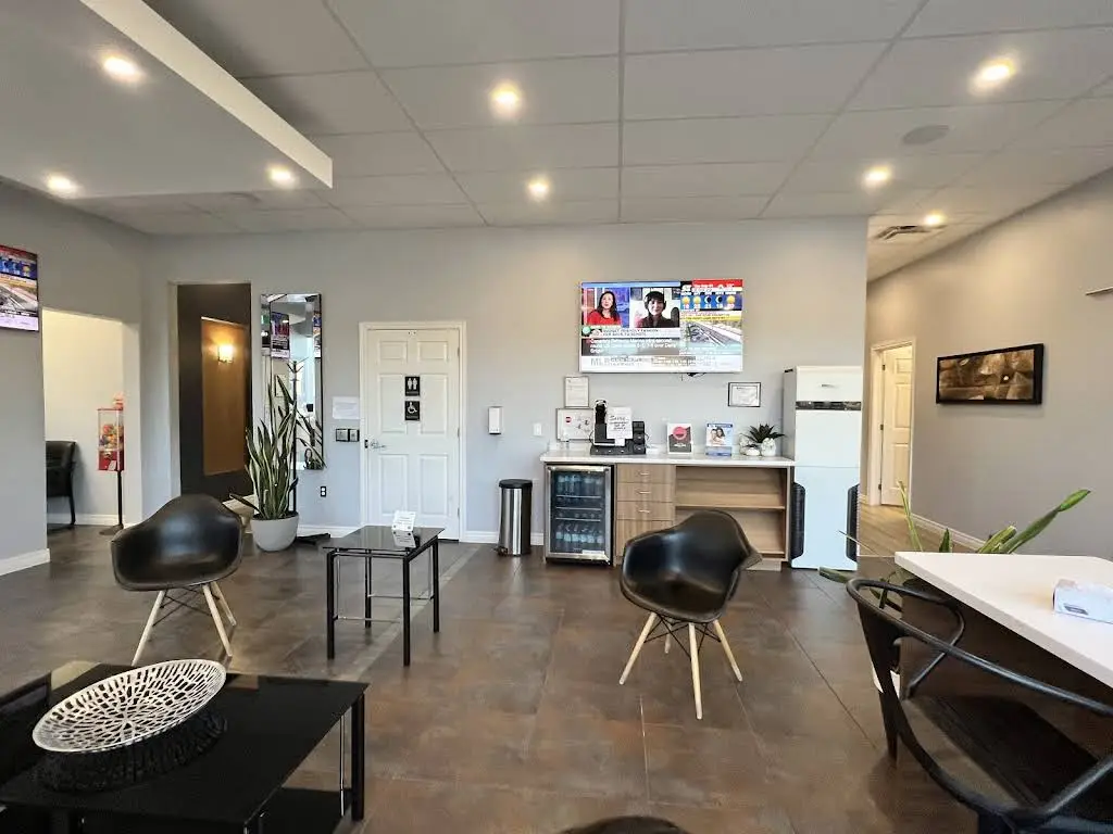 Stoney Creek Family Dental - Professional dental clinic exterior with modern facilities
