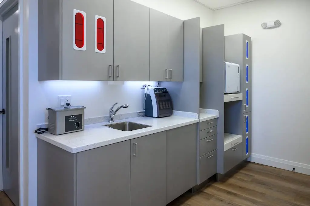 Aim Dental Centre