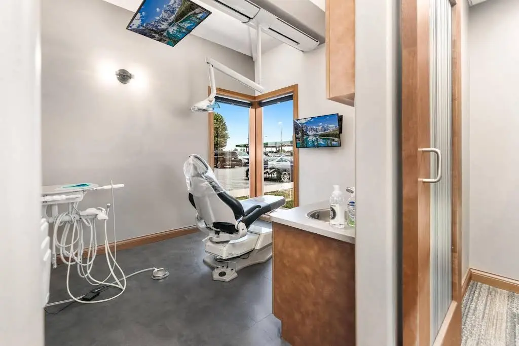 Holmes Family & Cosmetic Dentistry
