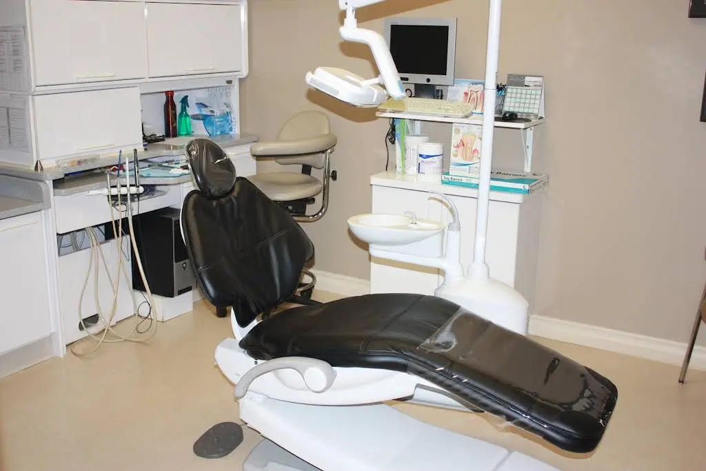 Devon Plaza Dental - Dr Gary Mannarino & Dr Jim Chase