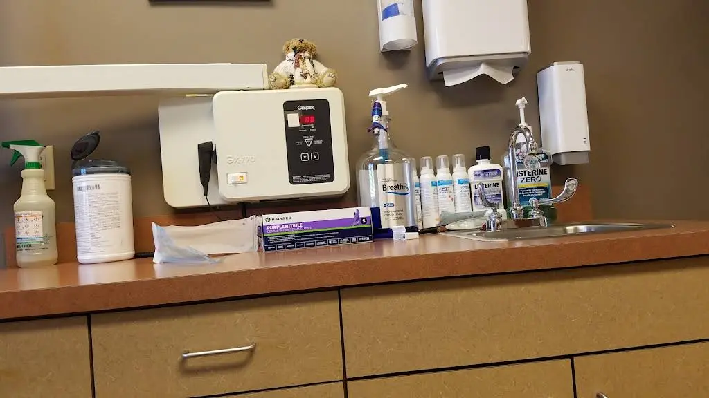 Dr. Kinder and Dr. Jacob Family Dentistry