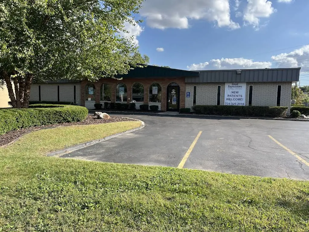 Great Expressions Dental Centers - Westland