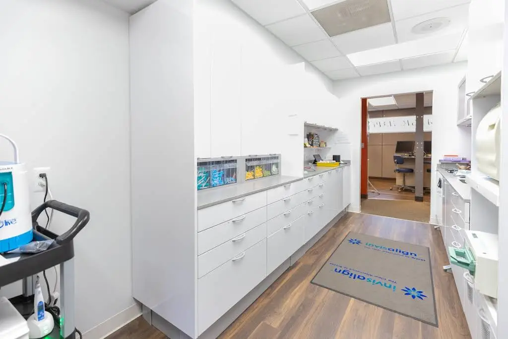 Smoler Smiles Family and Implant Dentistry