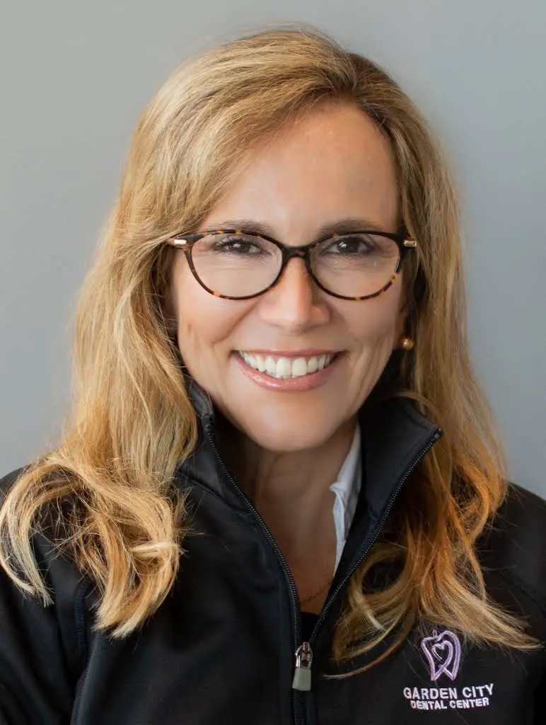 Garden City Dental Center - Dr. Patricia A. Diaz