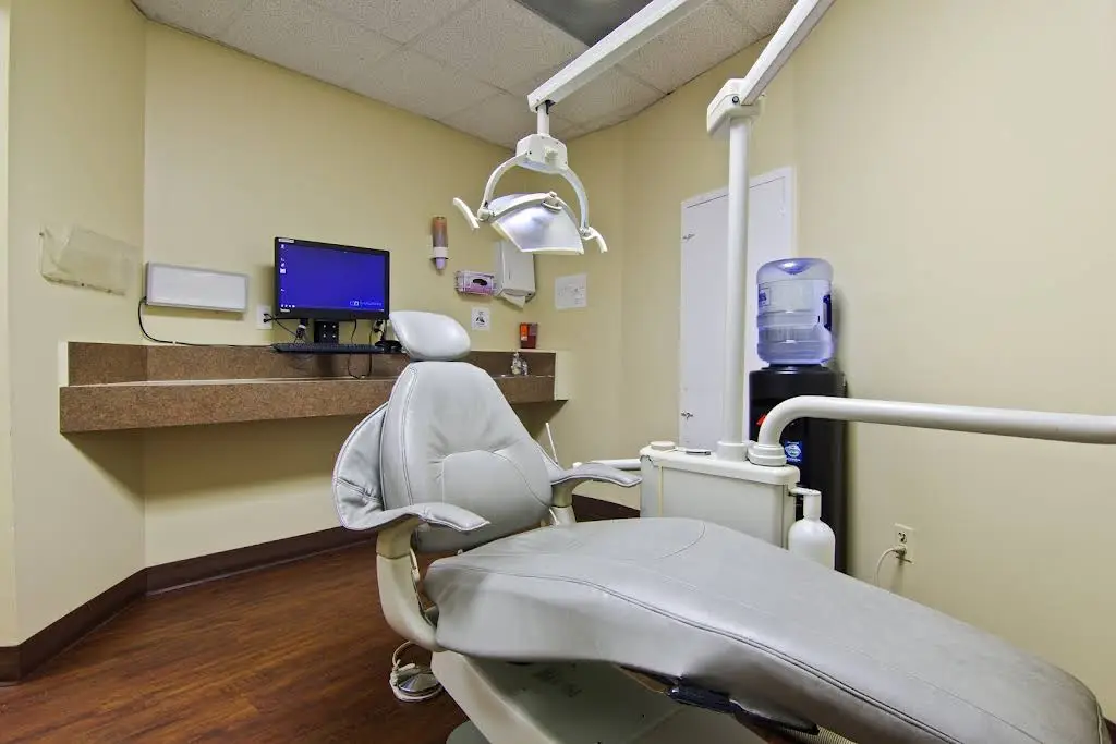 Gentle Dental at Gratiot Avenue