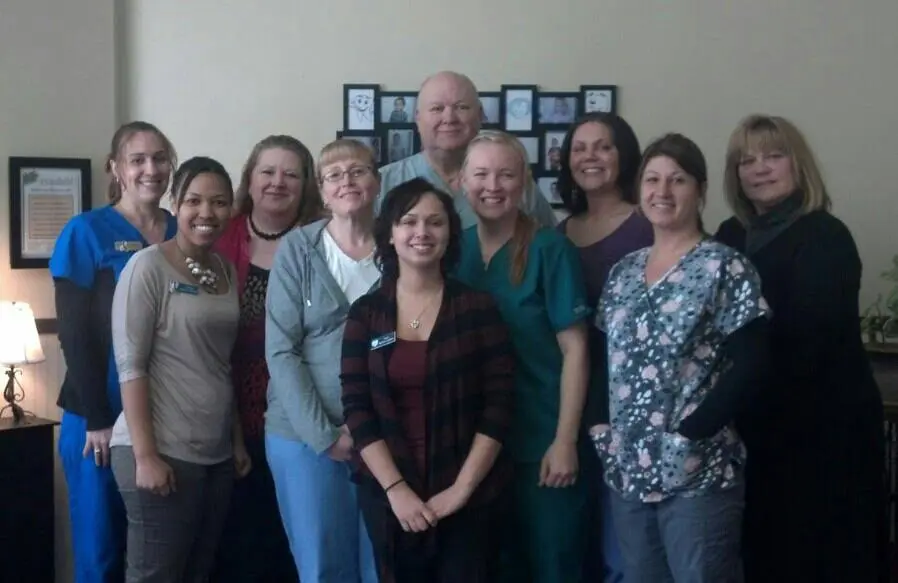 Family Dentistry & Assoc. of Belleville: Dr. Kenneth L. Williams