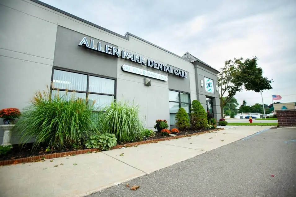 Allen Park Dental Care - Drs. Greg & Joanne Szalai
