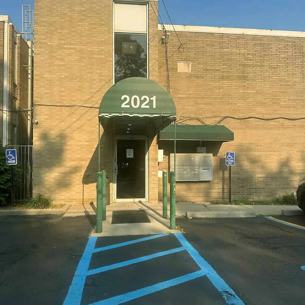 Great Expressions Dental Centers - Dearborn Family
