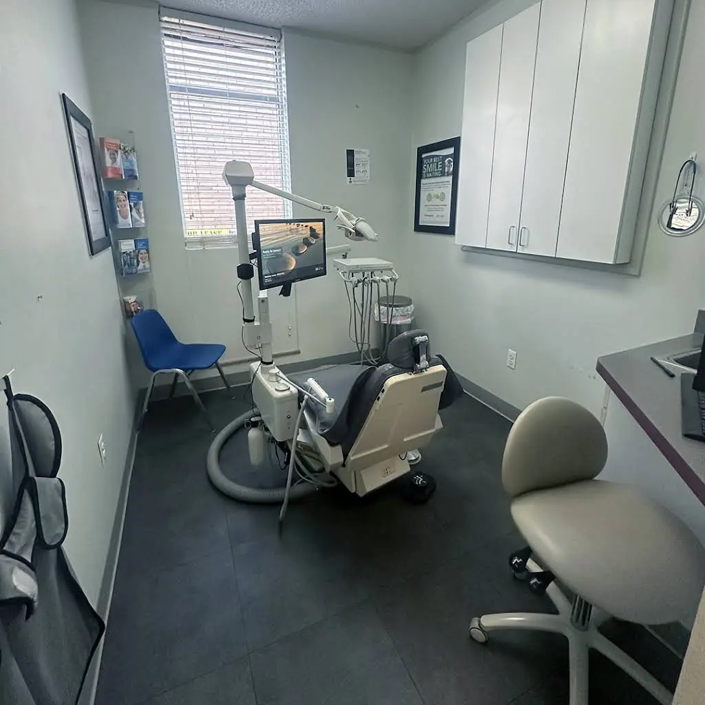 Great Expressions Dental Centers - Dearborn Family