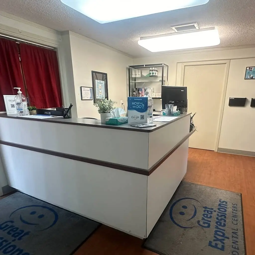 Great Expressions Dental Centers - Dearborn Family