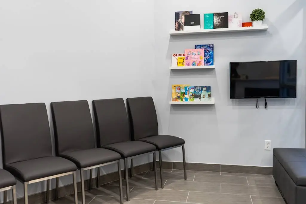 Huron Park Dental & Eyecare Centre