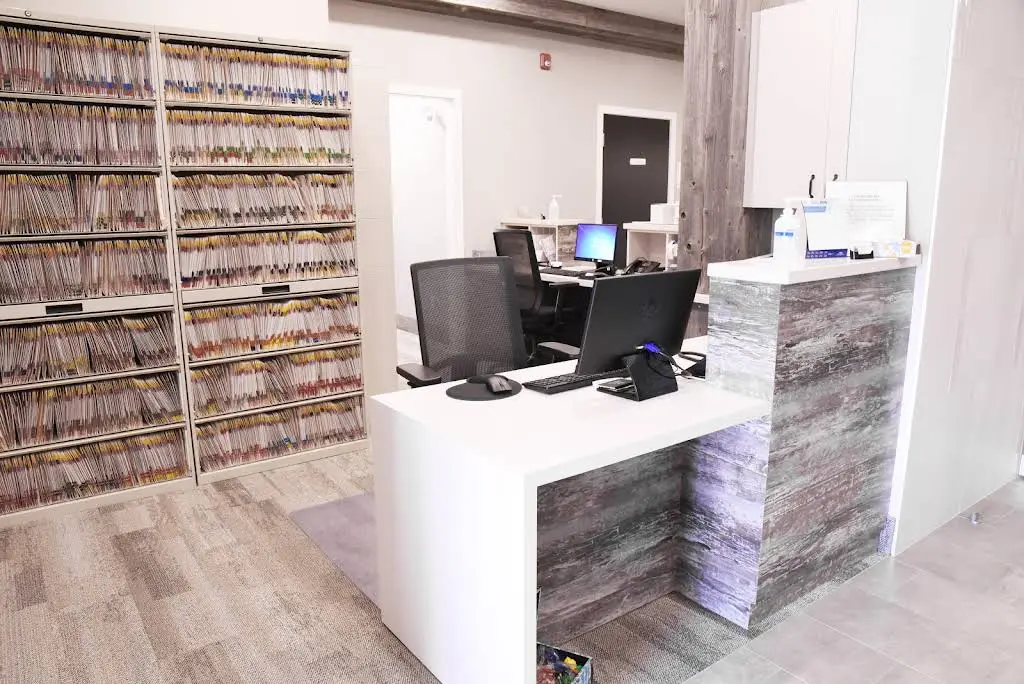 South Kitchener Dentistry - Dr. J. Nandola & Dr. A. Tsandelis