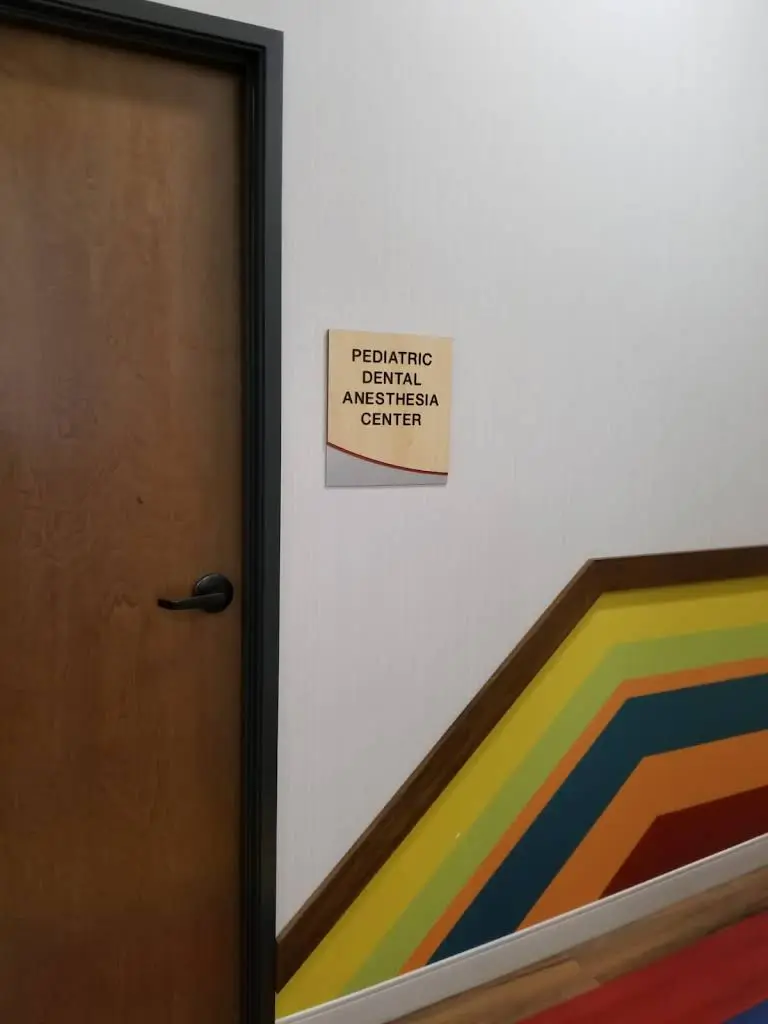 Pediatric Dental Anesthesia Center / Children's Dental Care