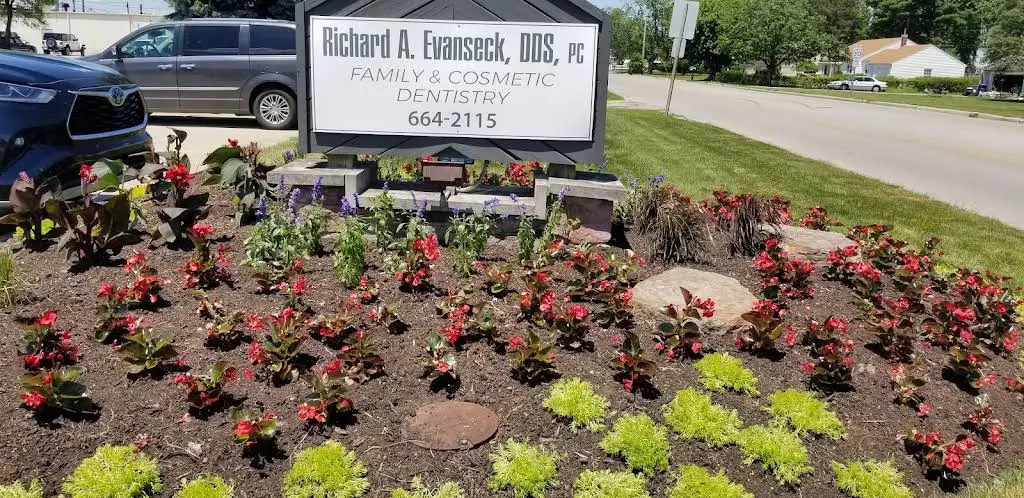 Dr. Richard A. Evanseck, DDS, PC