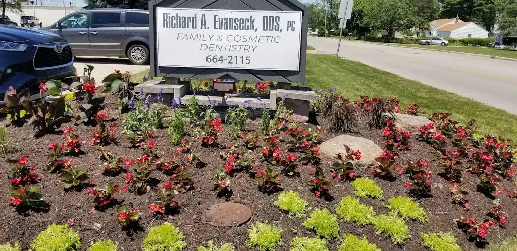 Dr. Richard A. Evanseck, DDS, PC