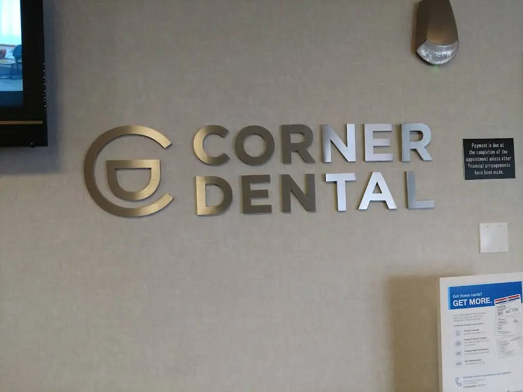 Corner Dental