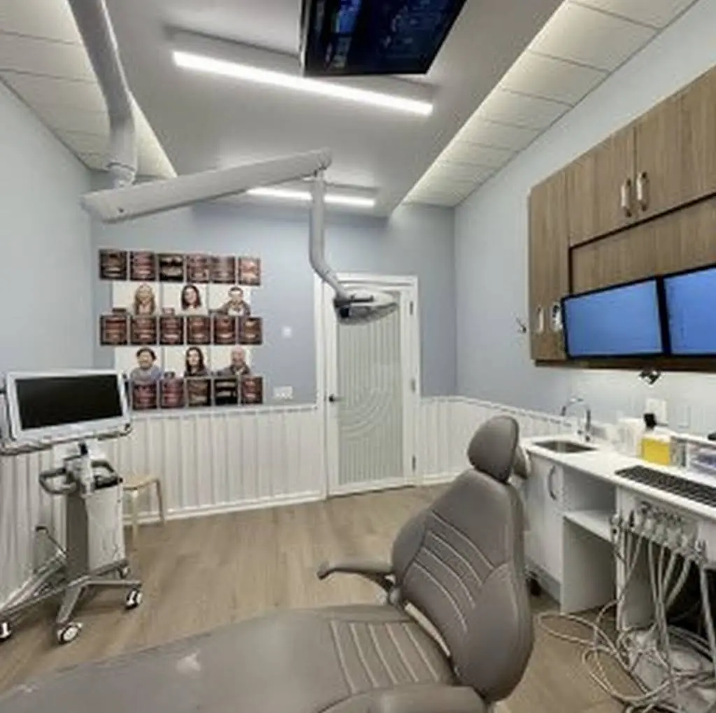 Smiling Dental Dundas