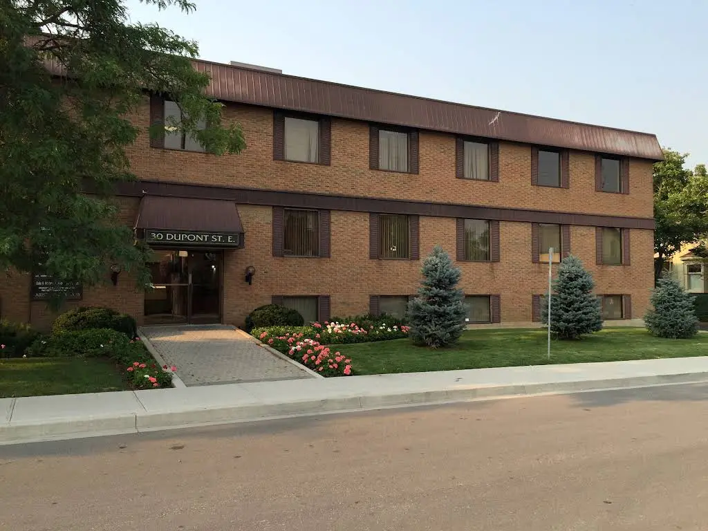 Advance Dental Care - Professional dental clinic exterior with modern facilities
