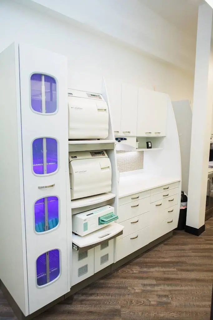 King East Dental Care - Dr. Robert De Miglio