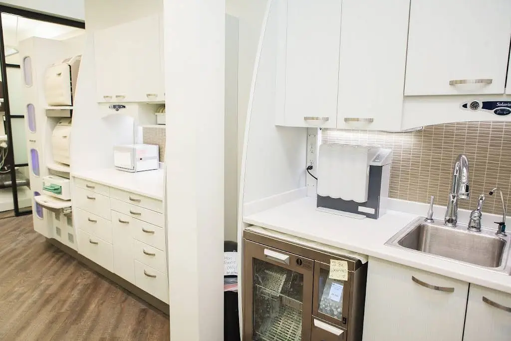 King East Dental Care - Dr. Robert De Miglio