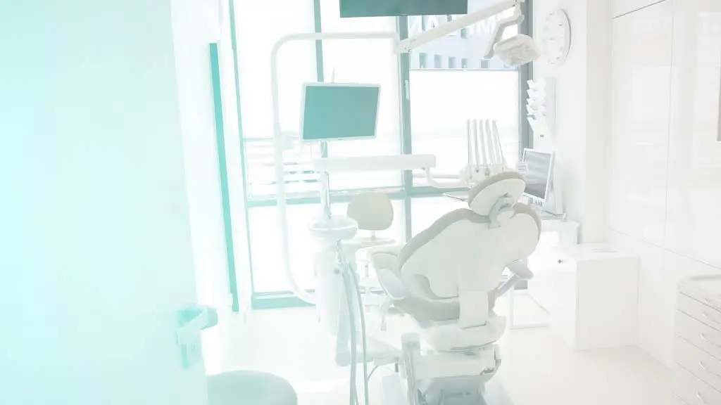 Hespeler Road Dental - Professional dental clinic exterior with modern facilities