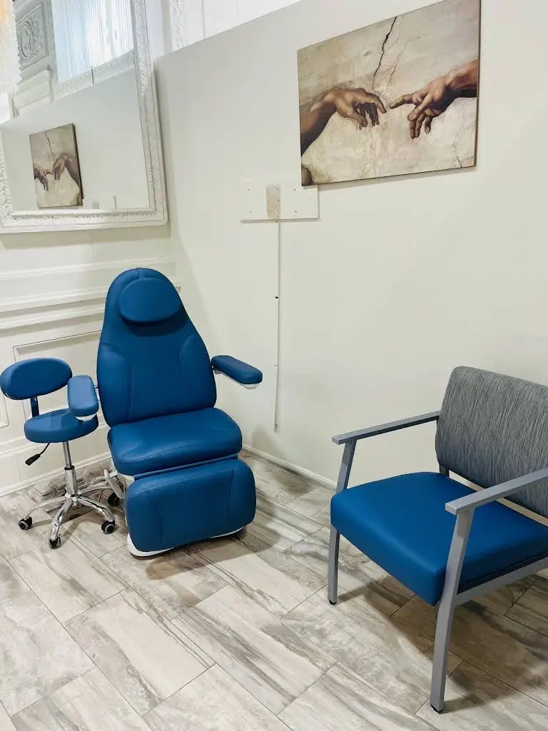 Main Denture Clinic