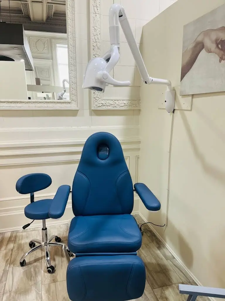 Main Denture Clinic