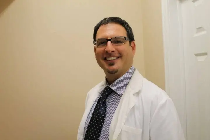 Denture And Denture Clinic of Cambridge Inc.