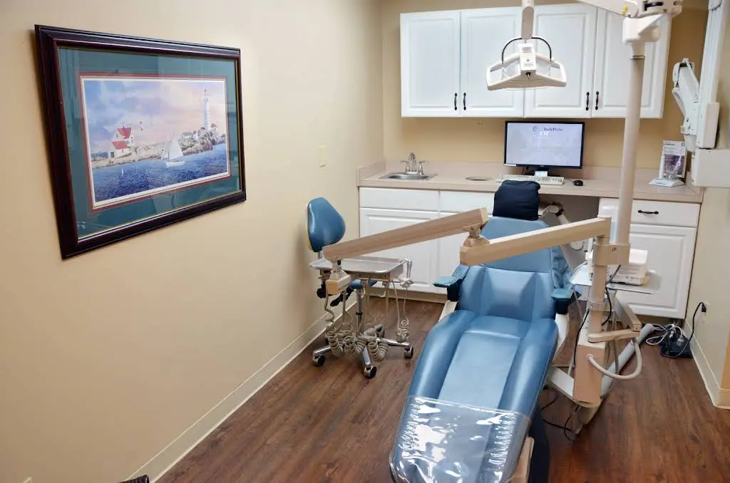 Kokomo Periodontist Bruce B. Wiland, DDS, MSD