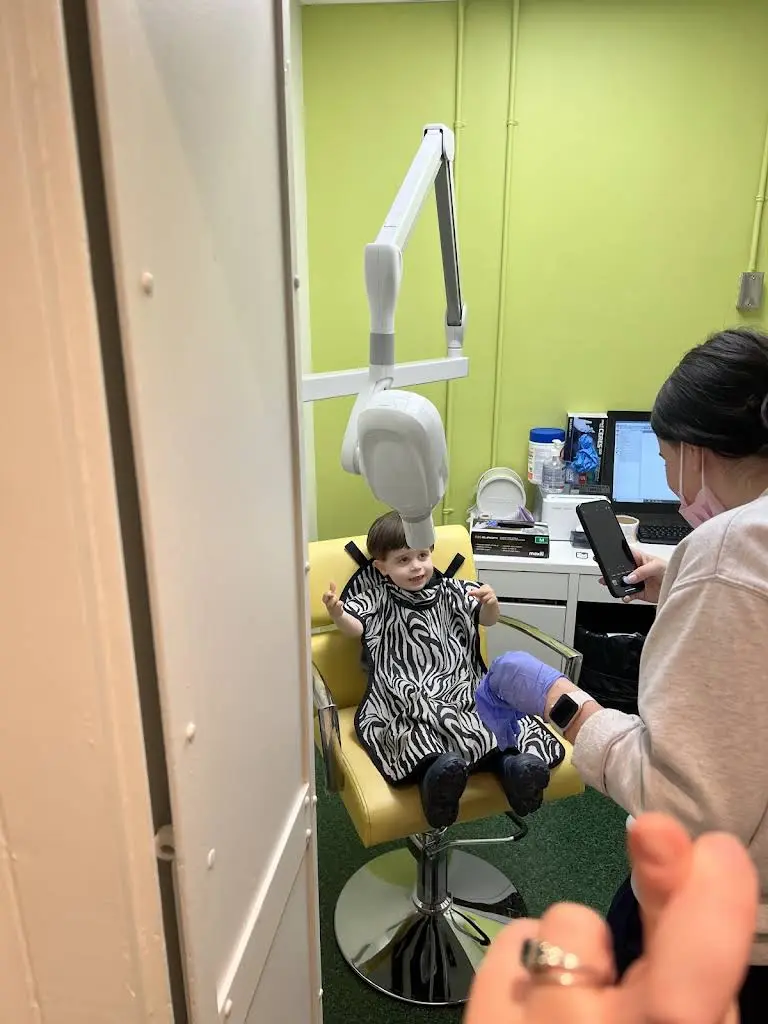 Safari Children's Dentistry