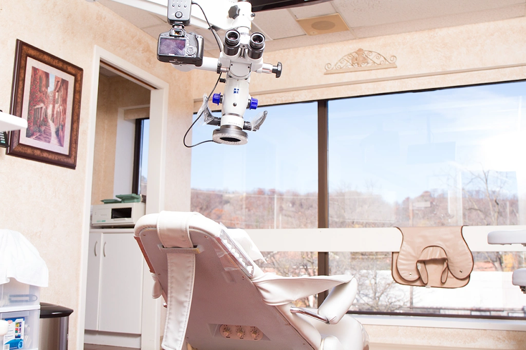 Dundas Dental Care - Professional dental clinic exterior with modern facilities