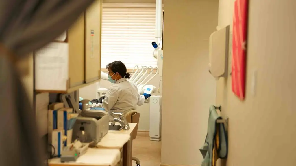 Sunny Dental Centre