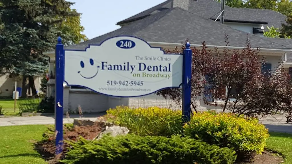 Family Dental On Broadway