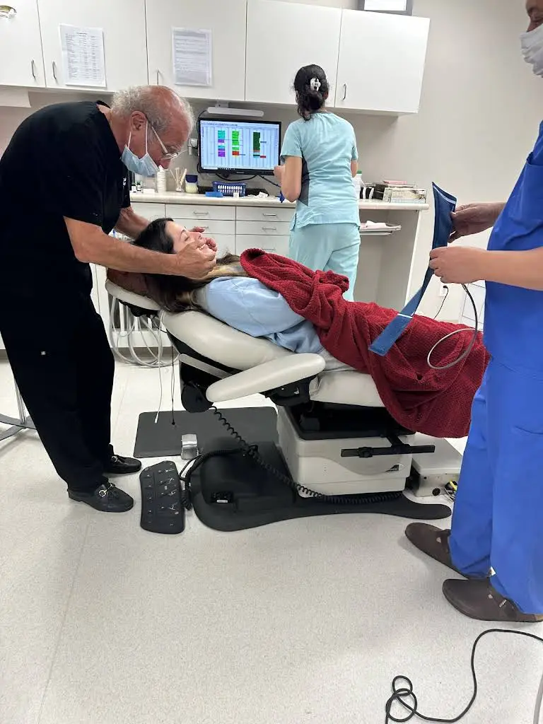 Lord Dufferin Dental Centre