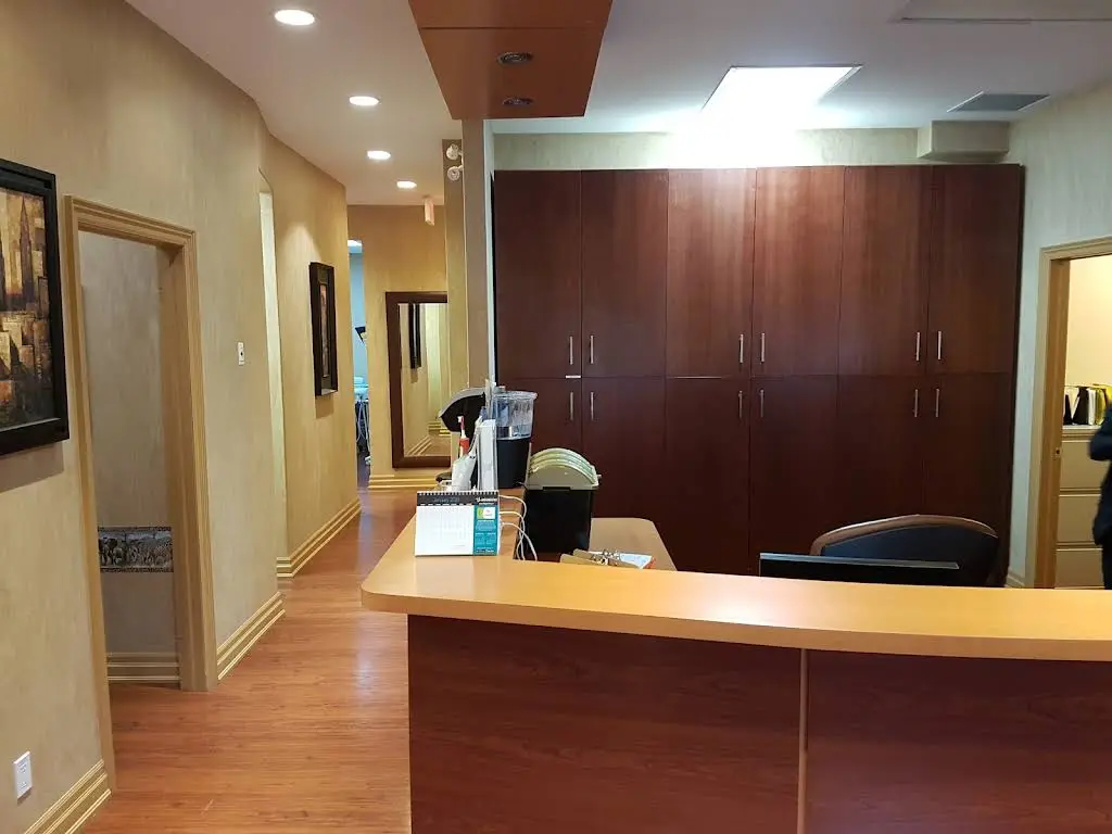Dr. Urszula Barrios & Associates