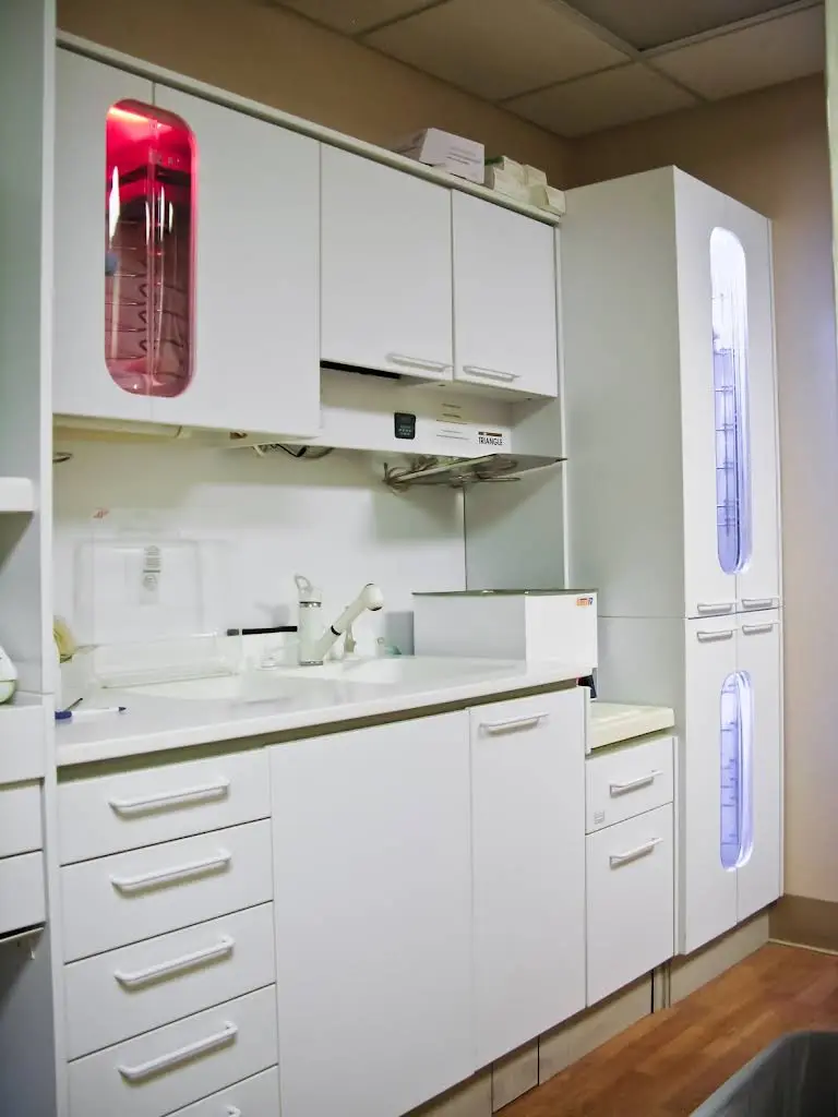 University Ave Dental