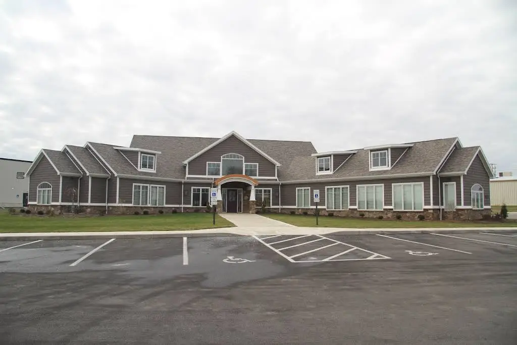 Findlay Dental Group: Kathryn Lewis, DDS