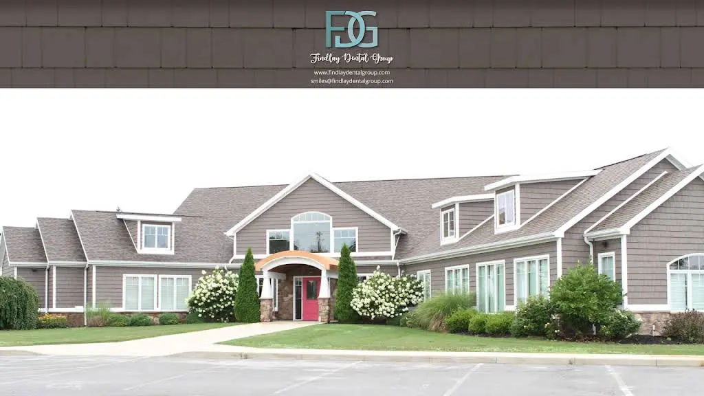 Findlay Dental Group: Kathryn Lewis, DDS