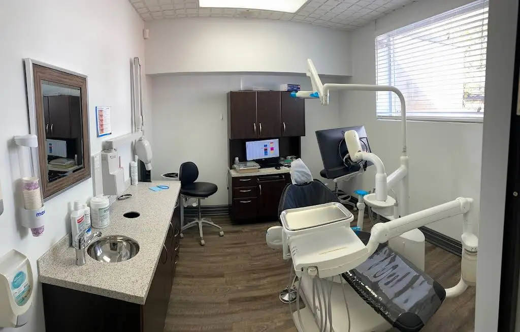 Lily Dental - Hamilton