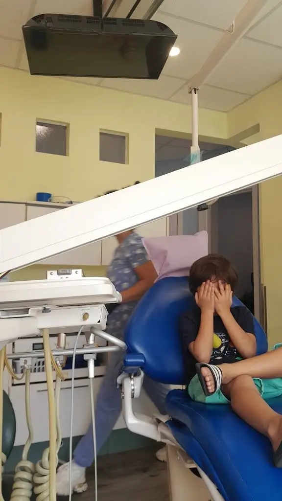 Apple Tree Dental For Kids, Stoney Creek
