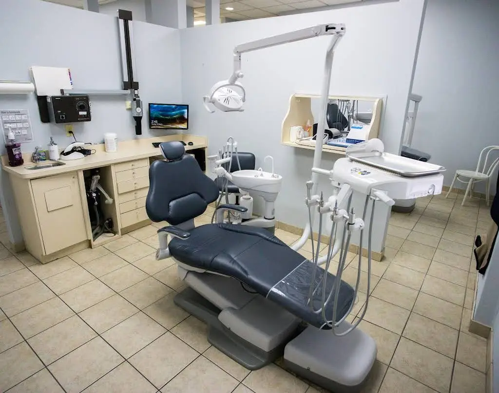 Go Dental - Dr. Jan Hanna