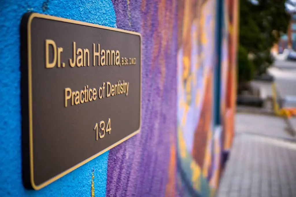 Go Dental - Dr. Jan Hanna