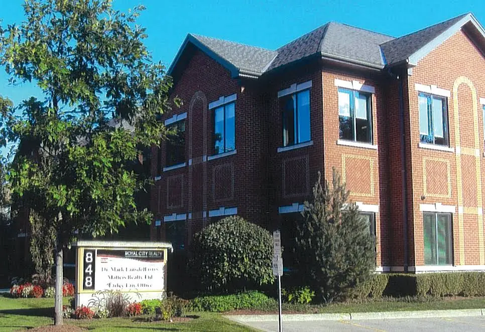 Gordon Street Dental - Professional dental clinic exterior with modern facilities