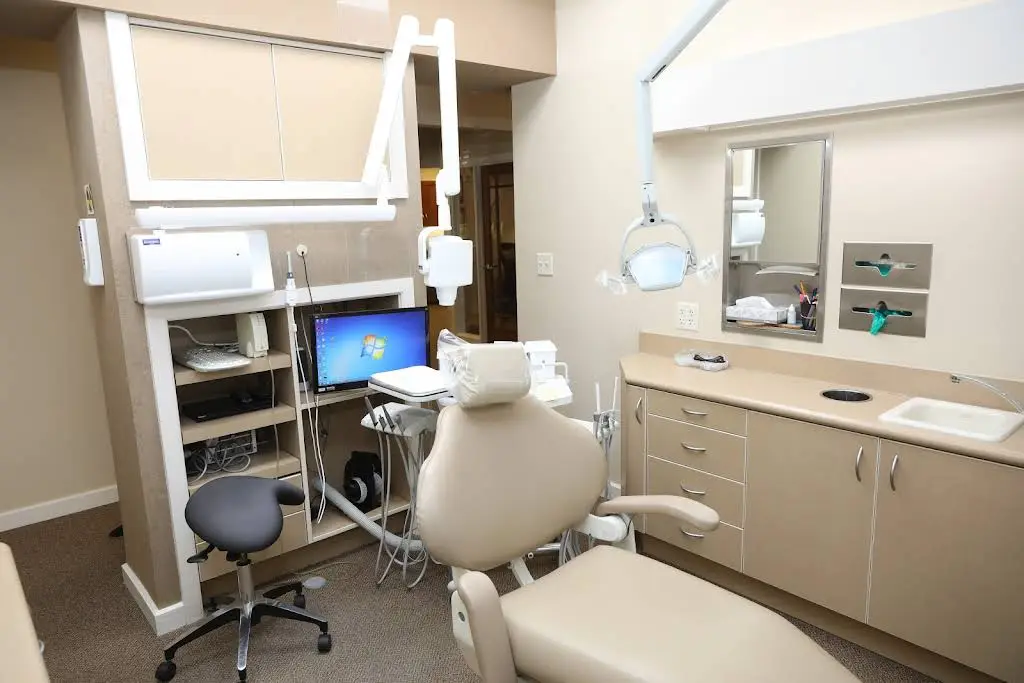 Tomase Dental Care