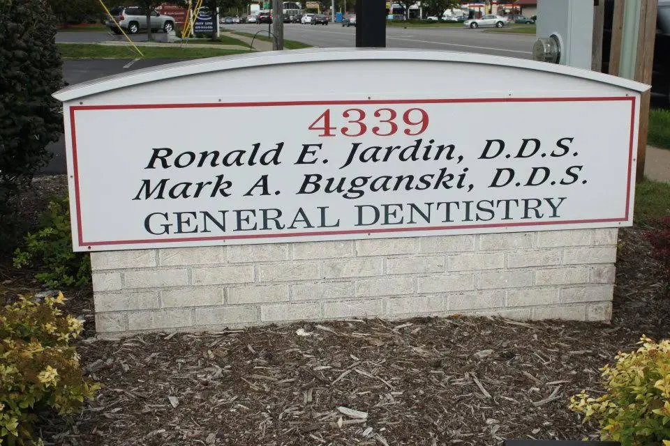 Drs. Jardin, Buganski, and Duggan Toledo Family Dental Practice