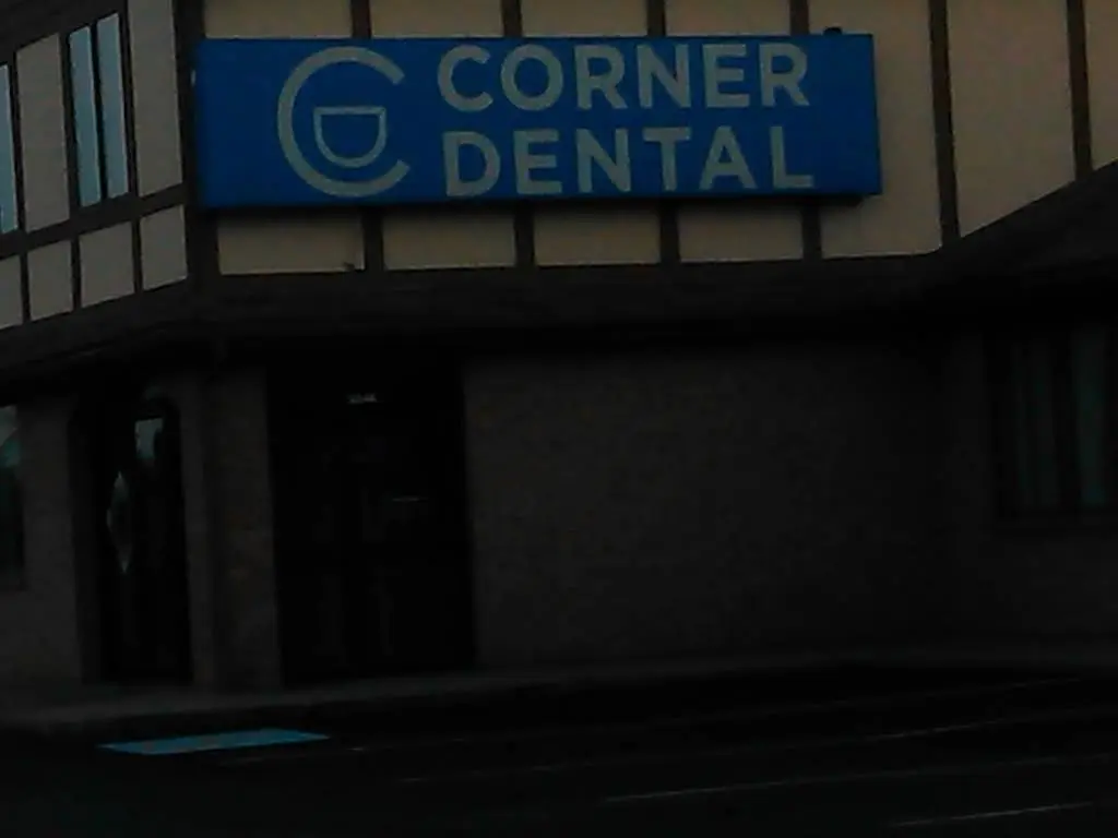 Corner Dental
