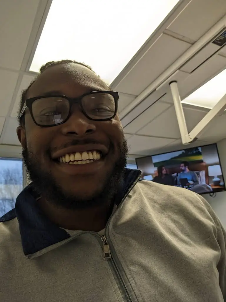 Corner Dental