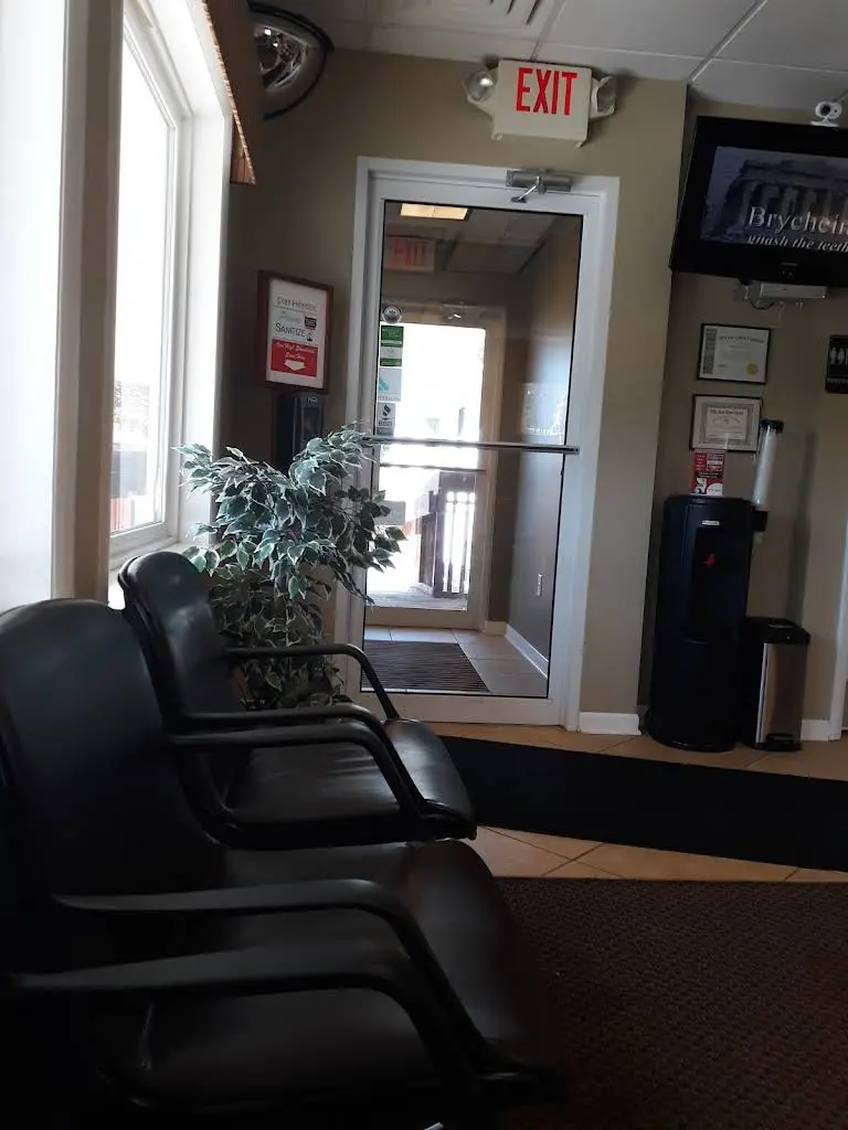 Howard, Nicholas, Baburek, DDS
