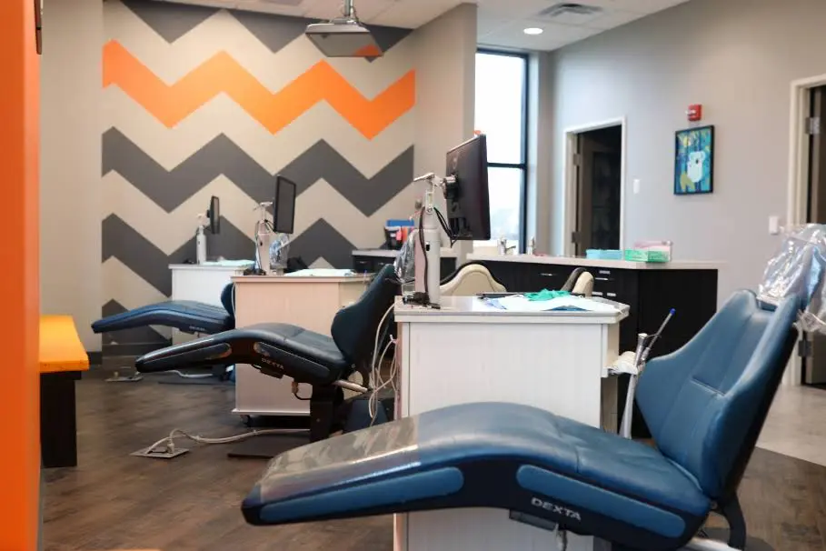 Village Dental at Saxony